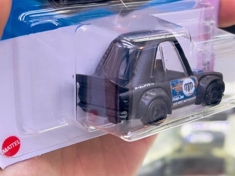  Mô hình xe Mazda RX3 Mainline - Compact Kings (xe thể thao) Hotwheels kim loại có bản quyền chính hãng tỉ lệ 1:64 C4982-ML 