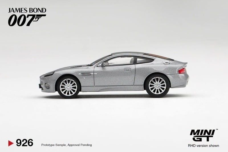  Mô hình xe Aston Martin V12 Vanquish 