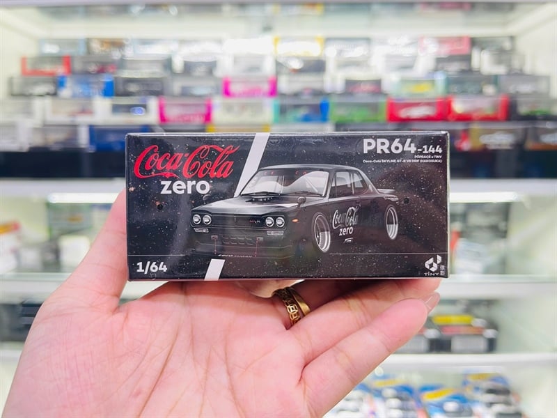  [Hàng Loose] Mô hình xe ô tô Nissan Skyline GT-R V8 Drift (Hakosuka) Coca Cola Zero Black Chrome tỉ lệ 1:64 Pop Race PR640144 