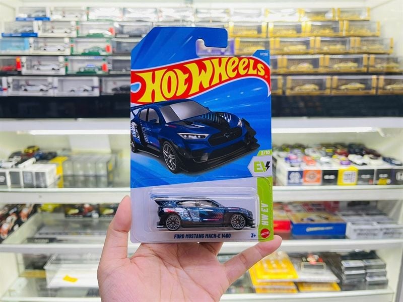  Mô hình xe Ford Mustang Mach E 1400 Hotwheels kim loại có bản quyền chính hãng tỉ lệ 1:64 C4982-FO 