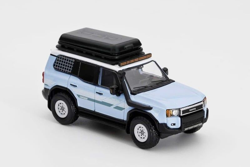  Mô hình xe Toyota Land Cruiser MK5 Prado Light Blue 250 tỉ lệ 1:64 GCD KS-075-581 