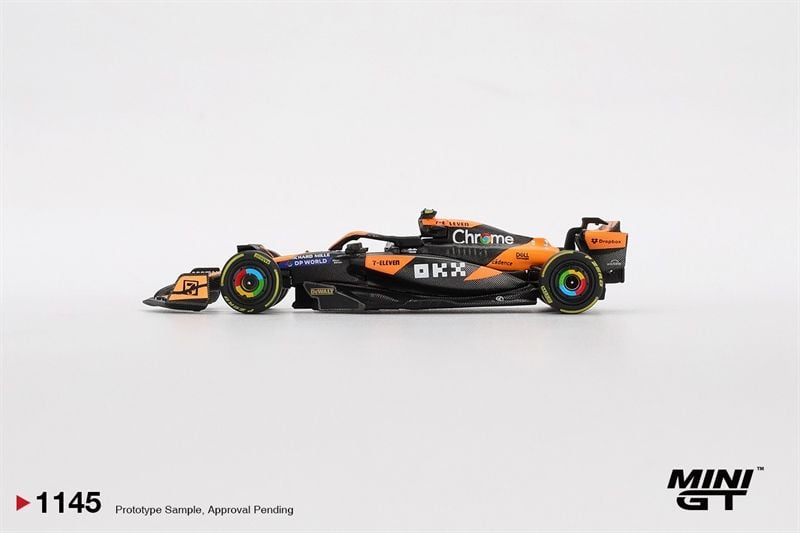  Mô hình xe McLaren MCL38 #4 Lando Norris 2024 F1 2024 Hungarian GP 2nd Place tỉ lệ 1:64 MiniGT MGT01145 
