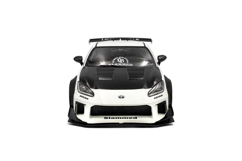  Mô hình xe ô tô Toyota GR86 LBWK Liberty Walk Body Kit white pearl tỉ lệ 1:18 Solido model S1813602 