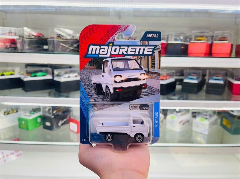  Mô hình xe Vintage bán tải Suzuki Carry tỉ lệ 1:64 Majorette 8502000001 