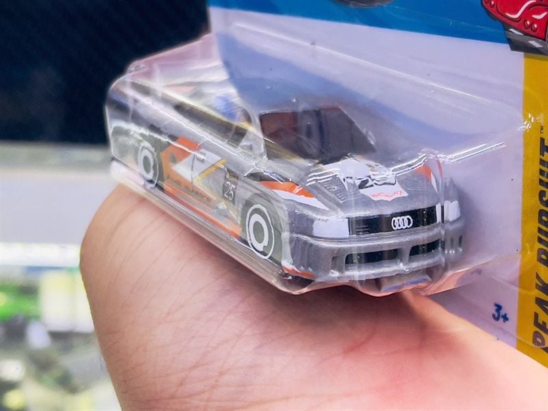  Mô hình xe Audi 90 Quattro silver Hotwheels kim loại có bản quyền chính hãng tỉ lệ 1:64 C4982-AD 