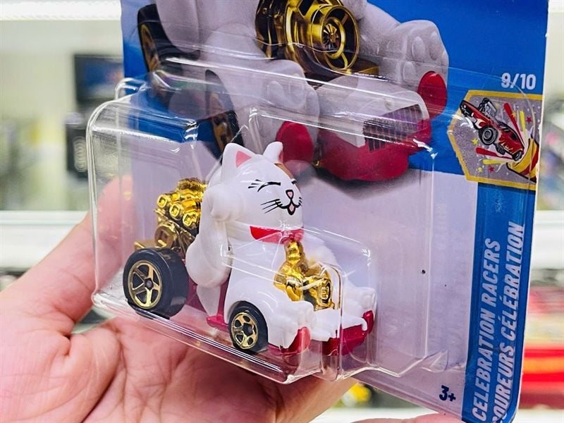  Mô hình xe tải Mèo thần tài Feline lucky Maneki Neko Fantasy Hotwheels kim loại có bản quyền chính hãng tỉ lệ 1:64 C4982-FA 
