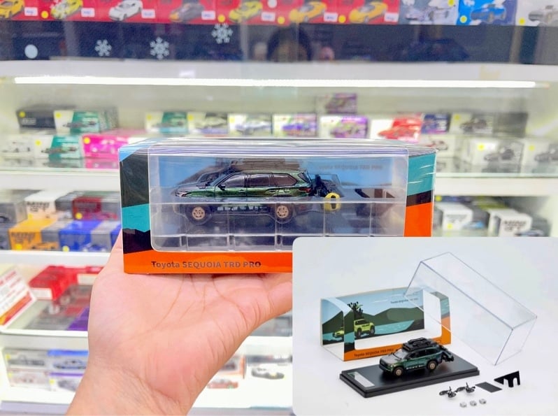  Mô hình xe Toyota Sequoia XK80 TRD Pro Magic Green Color( tỉ lệ 1:64 GCD model KS-068-441 