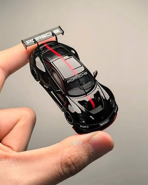  Mô hình xe Porsche 911 GT3 Racing Black/Red line tỉ lệ 1:64 Star Race SR64001 