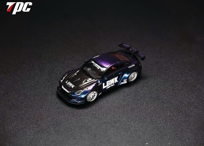  Mô hình xe LBWK GTR35 Custom Edition - Diecast Model * Midnight Blue Chameleon TPC 1:64 OT64792 