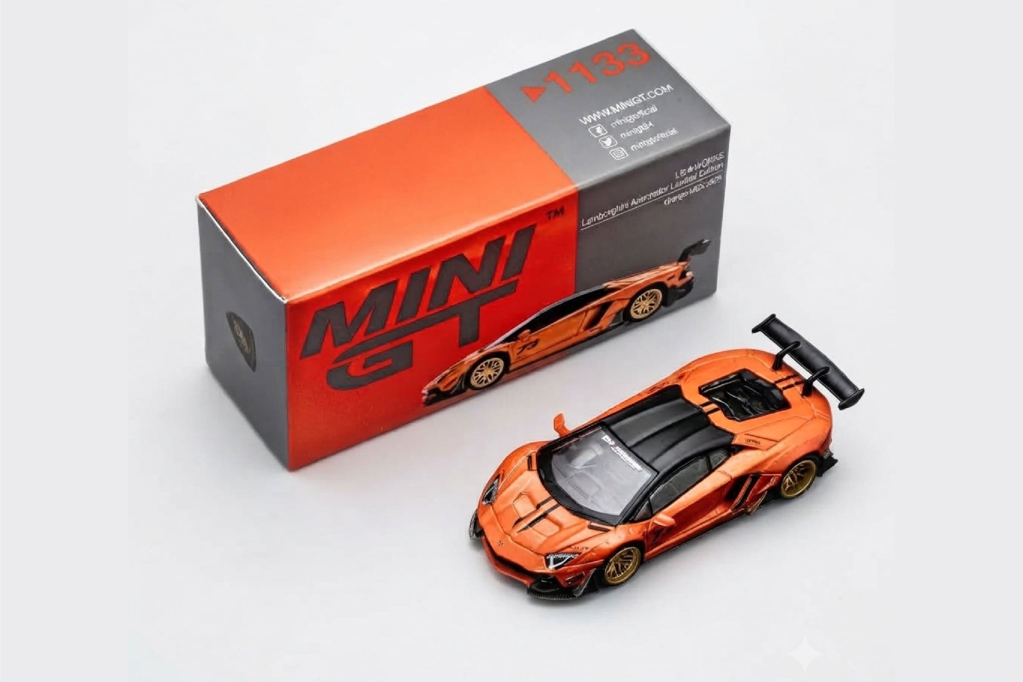  Mô hình xe LB★WORKS Lamborghini Aventador Limited Edition Orange MDX 2025 tỉ lệ 1:64 MiniGT MGT01133 