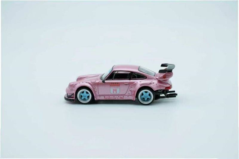  Mô hình xe Porsche 930 RWB Valentine’s Edition box tỉ lệ 1:64 MODEL model (MM) OT64761 