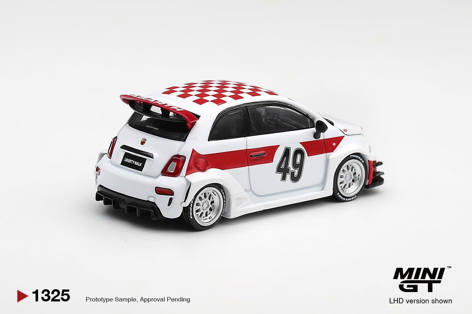  Mô hình xe Abarth 595 LB-WORKS x Abas Works 1000 TC Tribute bản box tỉ lệ 1:64 MiniGT MGT01325 