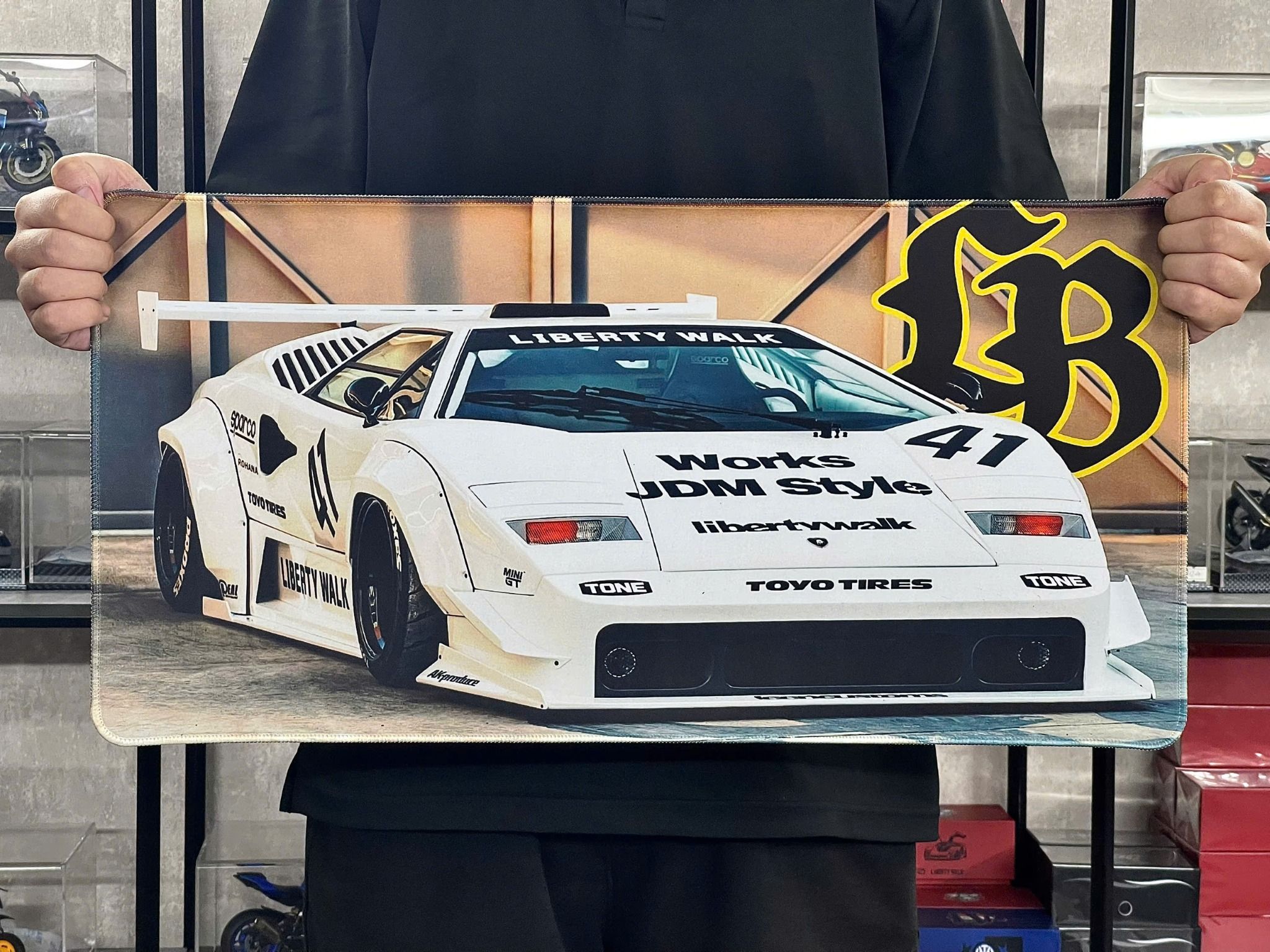  Phụ kiện Thảm lót chống trượt chủ đề siêu xe Lamborghini kích thước 30x60cm Autono1 PT123A 