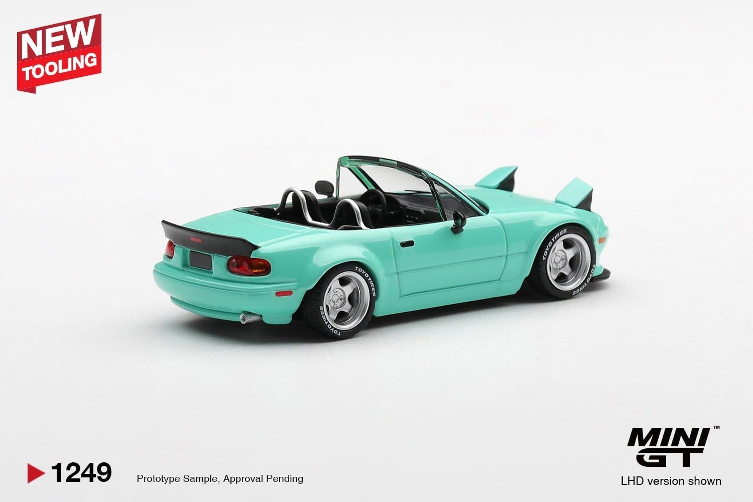  Mô hình xe Mazda MX-5 (NA) Pandem Mint Green bản card tỉ lệ 1:64 MiniGT MGT01249 