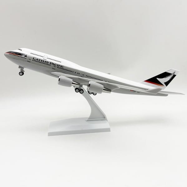  Đồ trang trí để bàn ( hình máy bay) kích thước (36*15*7,5)CM +/-10% Hui Gao Toy Factory - Cathay Pacific B747 30cm MB30056 