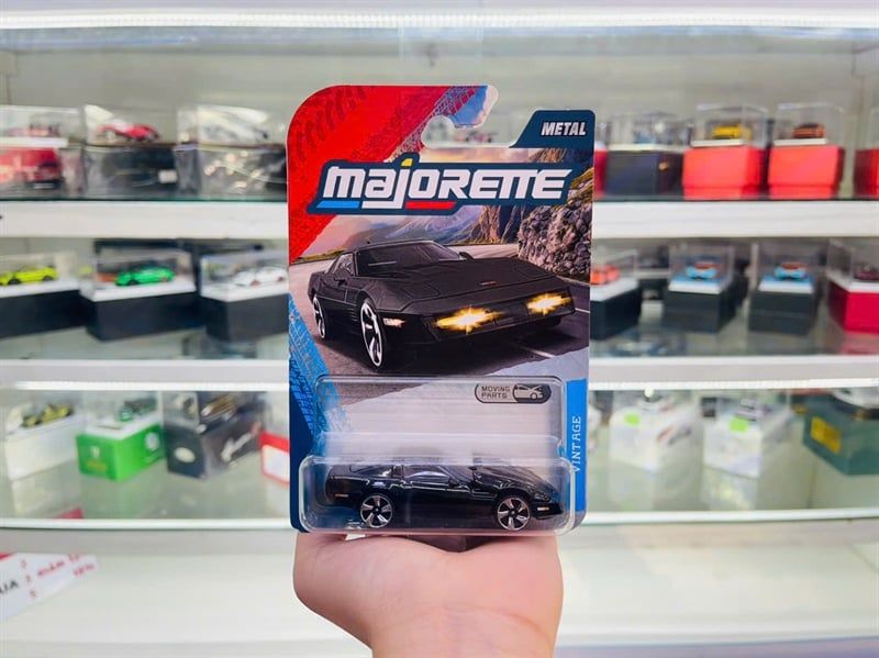  Mô hình xe Vintage Chevrolet Covette black tỉ lệ 1:64 Majorette 8502000001 