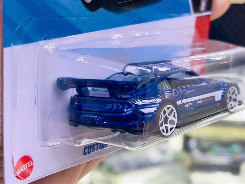  Mô hình xe Ford Mustang GT custom '18 blueHotwheels kim loại có bản quyền chính hãng tỉ lệ 1:64 C4982-FO 