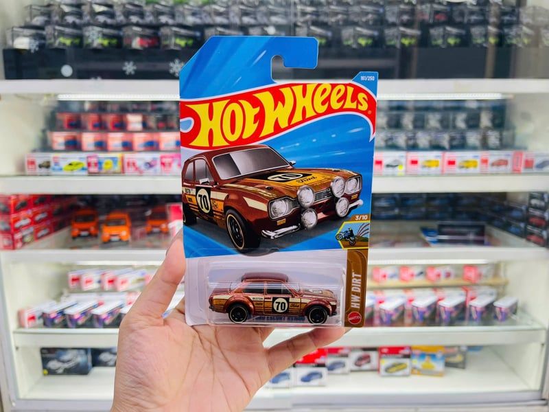  Mô hình xe Ford ESCORT RS1600 '70 Hot Wheels kim loại có bản quyền chính hãng tỉ lệ 1:64 C4982-FO 
