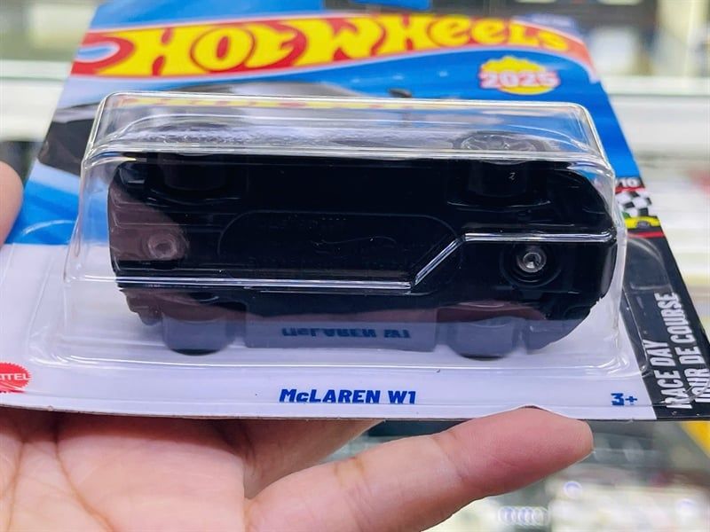  Mô hình xe McLaren W1 Hotwheels kim loại có bản quyền chính hãng tỉ lệ 1:64 C4982-MC 