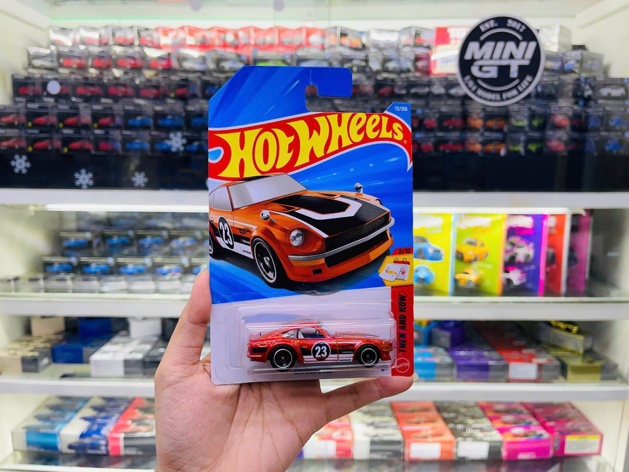  Mô hình xe Nissan Datsun 240Z Orange Hotwheels kim loại có bản quyền chính hãng tỉ lệ 1:64 C4982-NI 