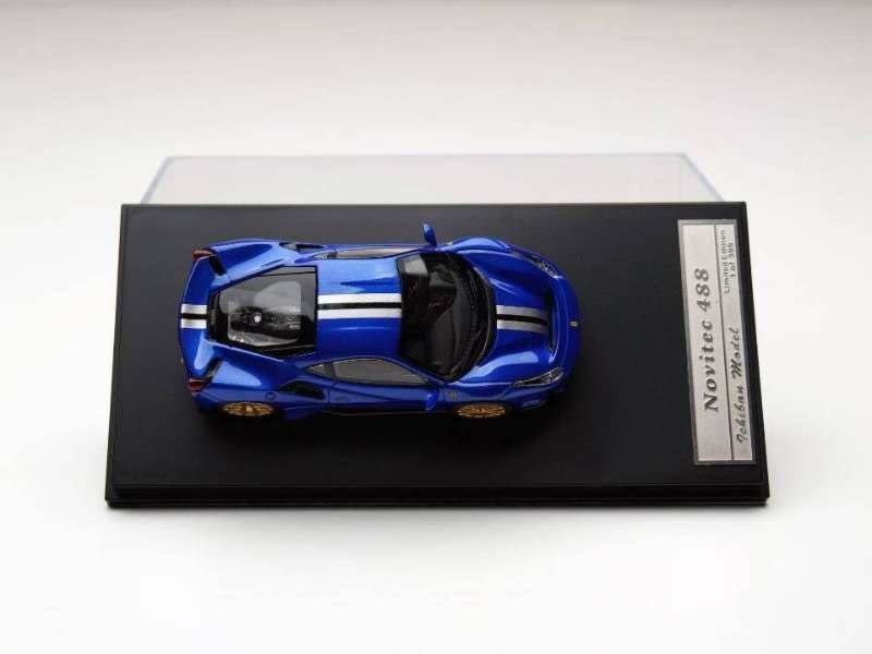  Mô hình xe Ferrari 488 Pista Electric Blue tỉ lệ 1:64 Stance Hunters OT64616 