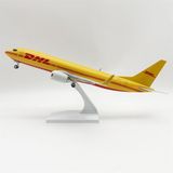  Mô hình máy bay vận chuyển DHL Boeing B737 MB30034 
