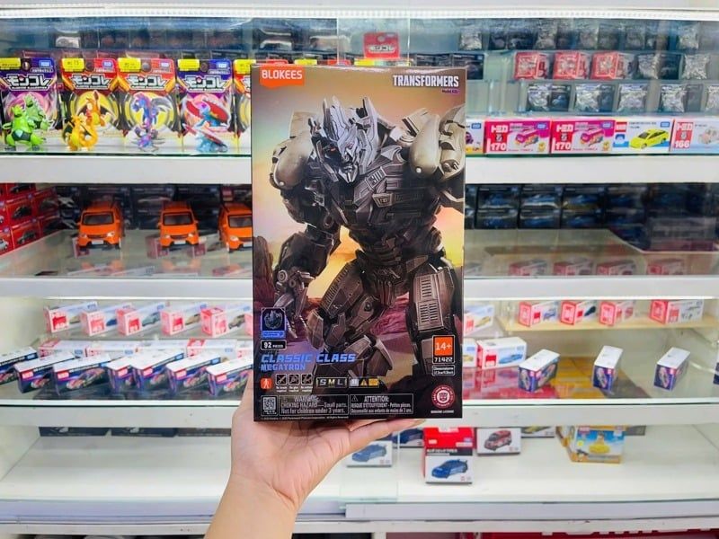  Mô hình lắp ráp có đèn serries Transformers Classic Class(CC) 22 Movie 3 Dark of the Moon Megatron (Luminous Eyes & Chest) Blokees 71422 