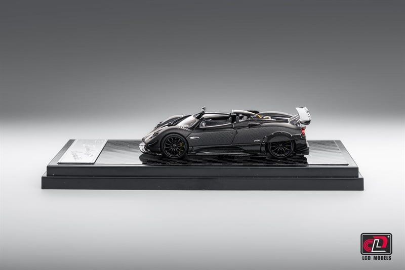  Mô hình xe Pagani Zonda HP Barchetta tỉ lệ 1:64 LCD Model OT64629 