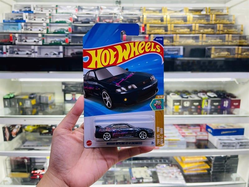  Mô hình xe Nissan Skyline GT-R (BCNR33) Hotwheels kim loại có bản quyền chính hãng tỉ lệ 1:64 C4982-NI 