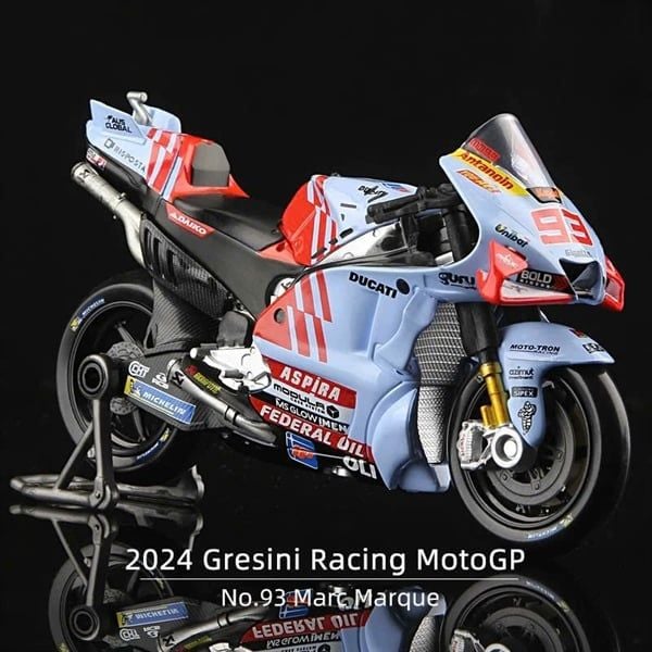  Mô hình xe mô tô GP Gresini Racing Ducati Desmosedici tỉ lệ 1:18 Maisto MT18053A 