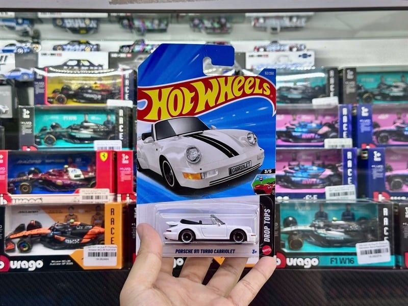  Mô hình xe Porsche 911 Turbo Cabriolet White Hotwheels kim loại có bản quyền chính hãng tỉ lệ 1:64 C4982-PO 