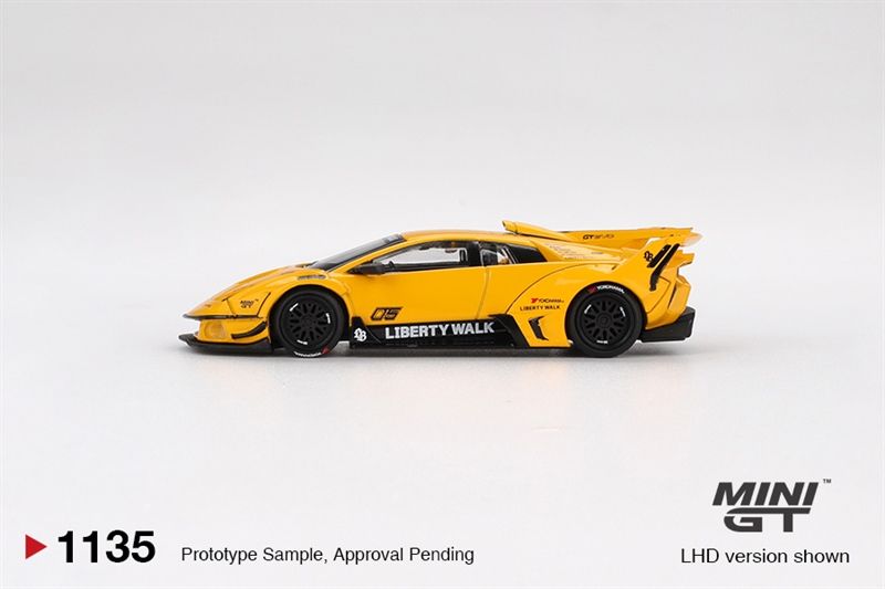  Mô hình xe Lamborghini LB-Silhouette WORKS MURCIELAGO GT Evo Yellow tỉ lệ 1:64 MiniGT MGT01135 