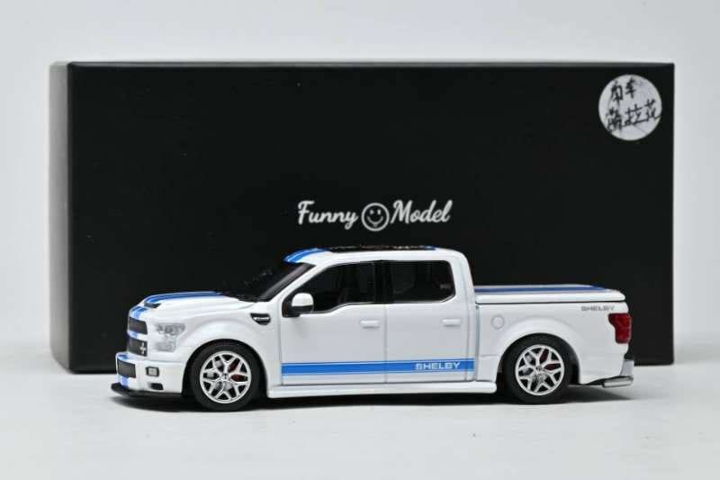  Mô hình xe Ford F150 Super Snake Oxford White / Blue Racing Stripes tỉ lệ 1:64 Funny model OT64844 