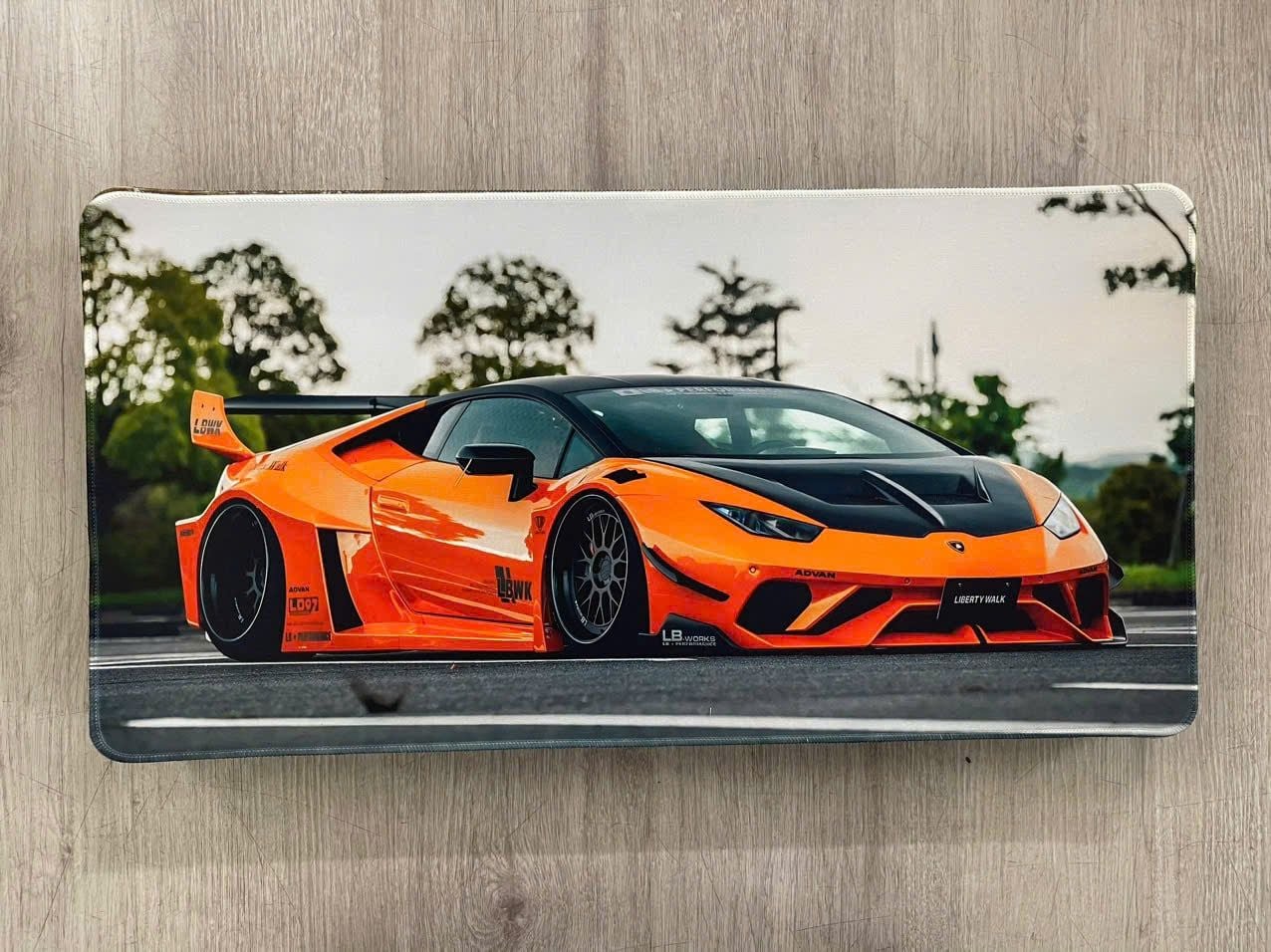  Phụ kiện Thảm lót chống trượt chủ đề siêu xe Lamborghini kích thước 30x60cm Autono1 PT117A 