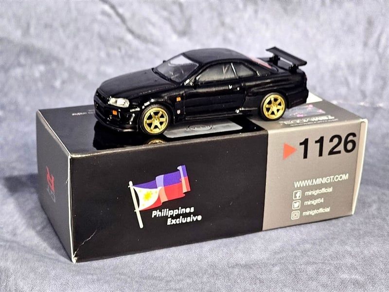  Mô hình xe Nissan SkylineGT-R (R34) V-Spec Black Pearl W/TE37 Wheel - 2025 Philippines Exclusive Limited Edition tỉ lệ 1:64 MiniGT MGT01126 