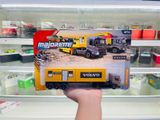  Mô hình xe Volvo Contruction container transporter tỉ lệ 1:64 Majorette 8503103000 