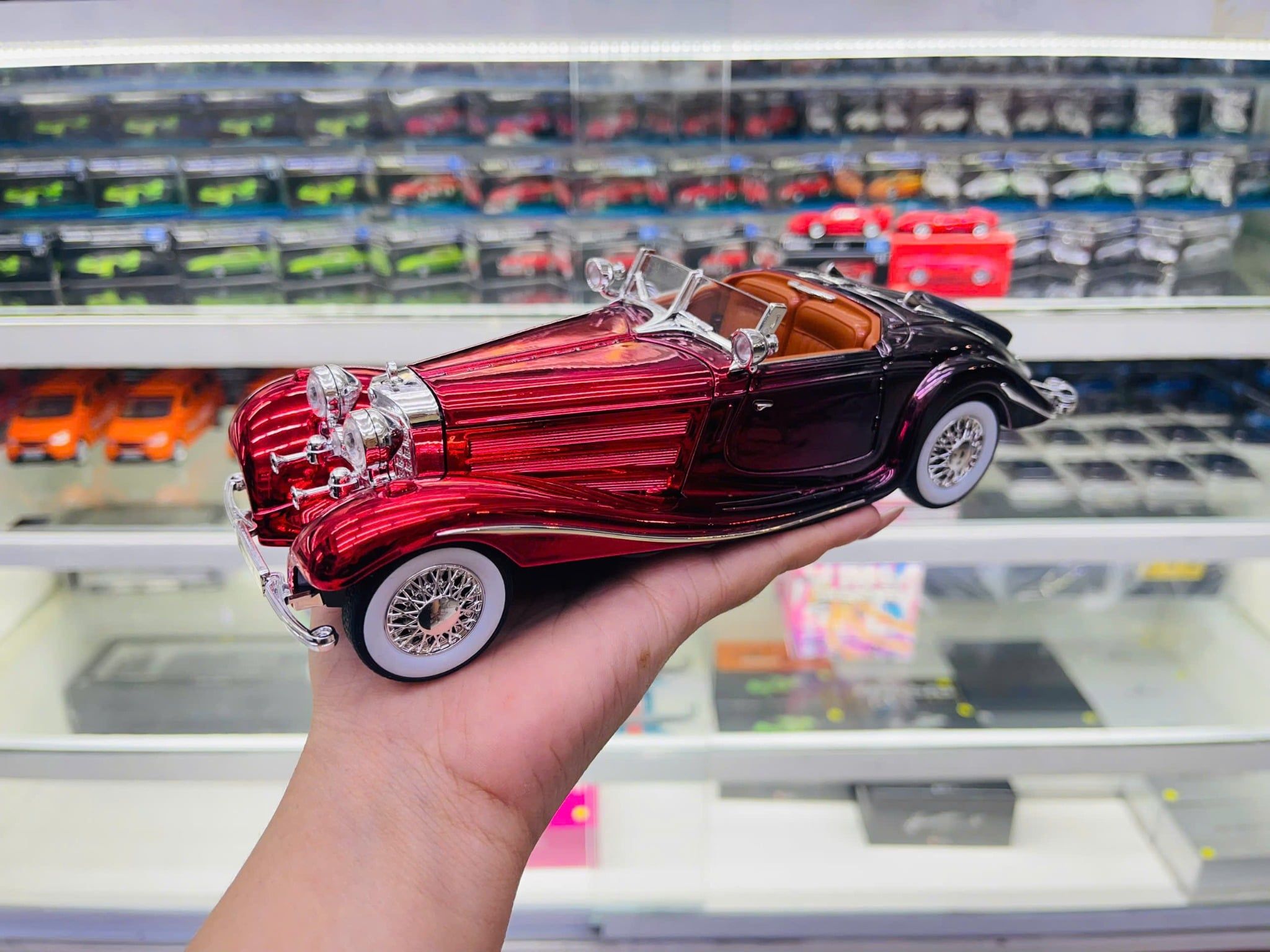  Mô hình xe Mercedes Benz 500K crom version full open tỉ lệ 1:24 Chezhi CZ241832 
