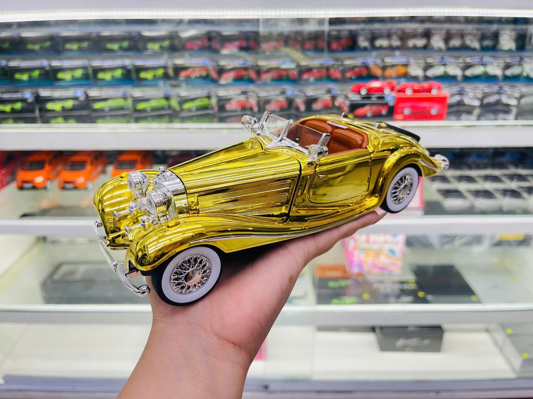  Mô hình xe Mercedes Benz 500K crom version full open tỉ lệ 1:24 Chezhi CZ241832 