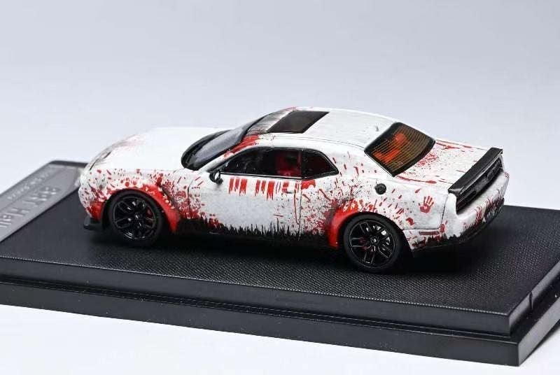  Mô hình xe Dodge Hellcat SRT Thriller Paint mở capo tỉ lệ 1:64 Stance Hunters OT64518 