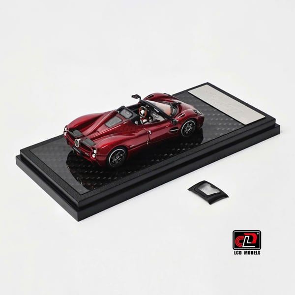  Mô hình xe Pagani Utopia Roadster Red Carbon Diecast Model tỉ lệ LCD LCD64047-CR 