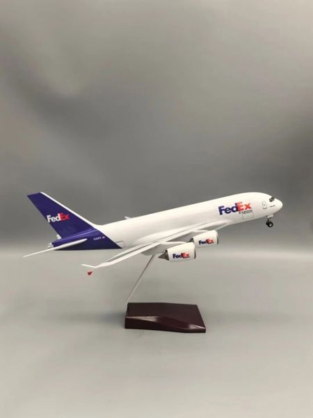  Mô hình máy bay vận chuyển Fedex Airbus A380 có bánh xe kích thước 47cm no led MB47102 