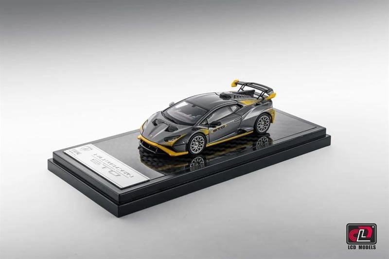  Mô hình xe Lamborghini Huracan STO-Silver/Yellow tỉ lệ 1:64 LCD Model LCD64043 