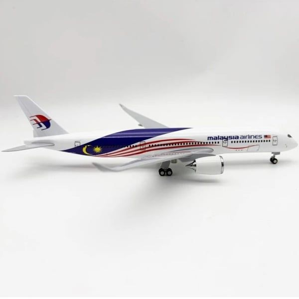  Mô hình máy bay Malaysia Airlines A350 30CM MB30059 
