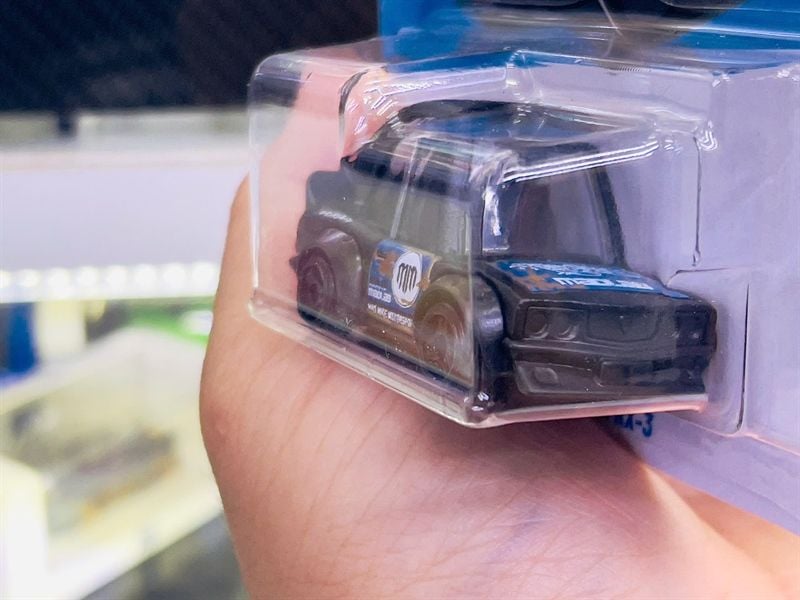  Mô hình xe Mazda RX3 Mainline - Compact Kings (xe thể thao) Hotwheels kim loại có bản quyền chính hãng tỉ lệ 1:64 C4982-ML 