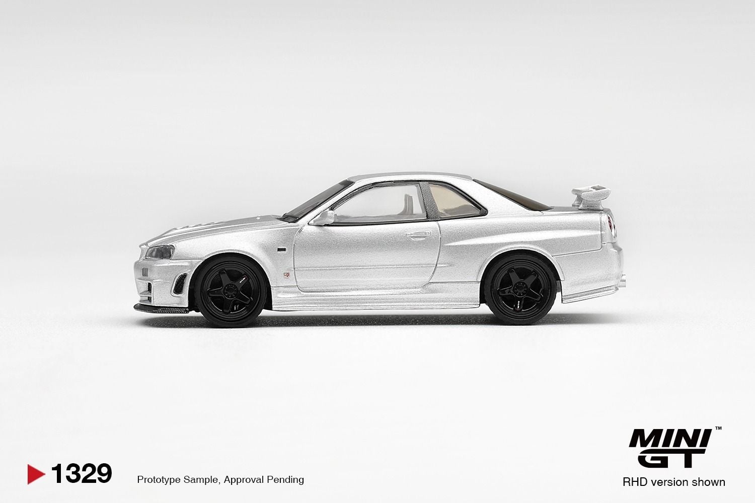  Mô hình xe Nissan NISMO R34GT-R Z-tune Z-Tune Silver tỉ lệ 1:64 MiniGT MGT01329 