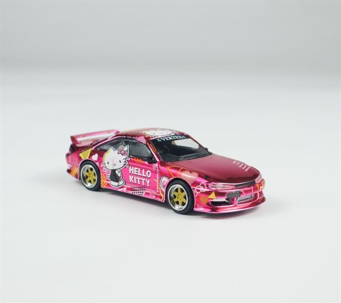  Mô hình xe Nissan Silvia (S14), Hello Kitty, Pink Chrome VERTEX Foshan 2025 tỉ lệ 1:64 Tarmac Works T64G-018-HK2 