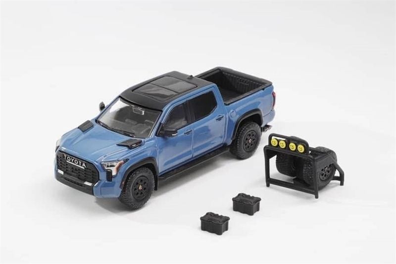  Mô hình xe Toyota Tundra PickUp(XK70) Blue TRD Pro Licensed Product tỉ lệ 1:64 GCD model OT64757 