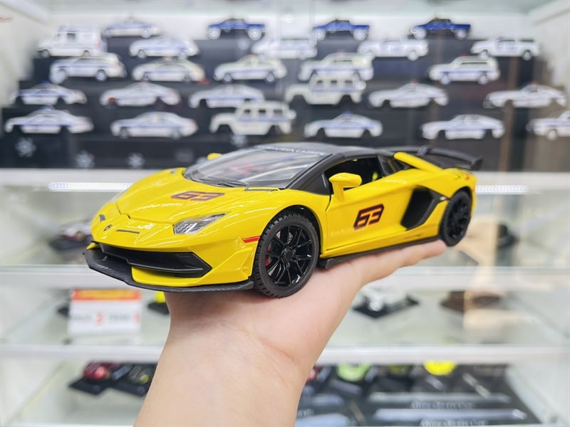  Xe ô tô mô hình bằng hợp kim và nhựa Lam Aven63  1:24 Miniauto DC24301 