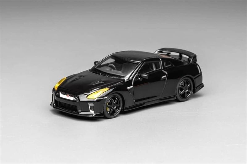  Mô hình xe ô tô Nissan GTR R35 customize Headlights tỉ lệ 1:64 Motorhelix M63517 