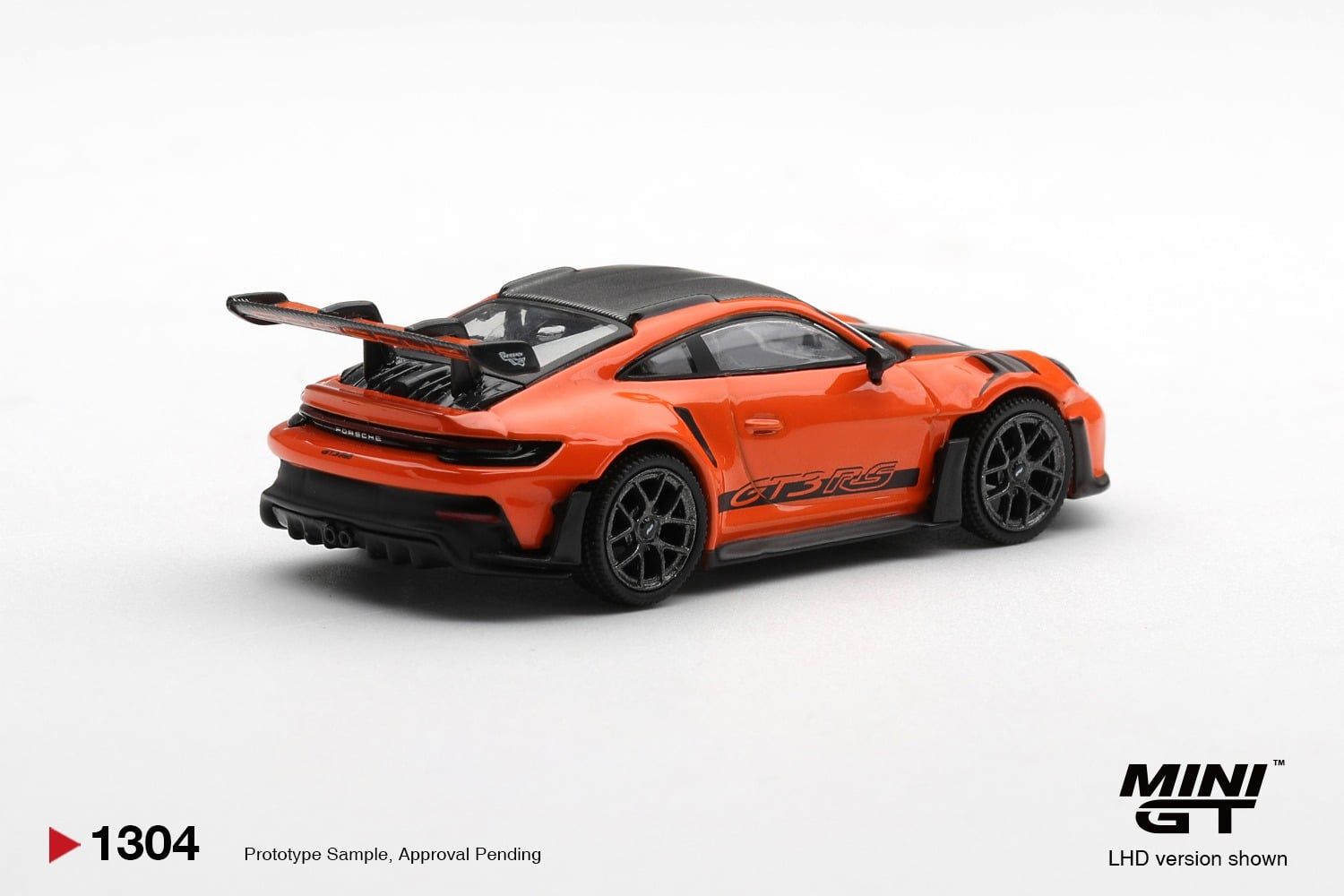  Mô hình xe Porsche 911 (992) GT3 RS Weissach Package Gulf Orange tỉ lệ 1:64 MiniGT MGT01304 